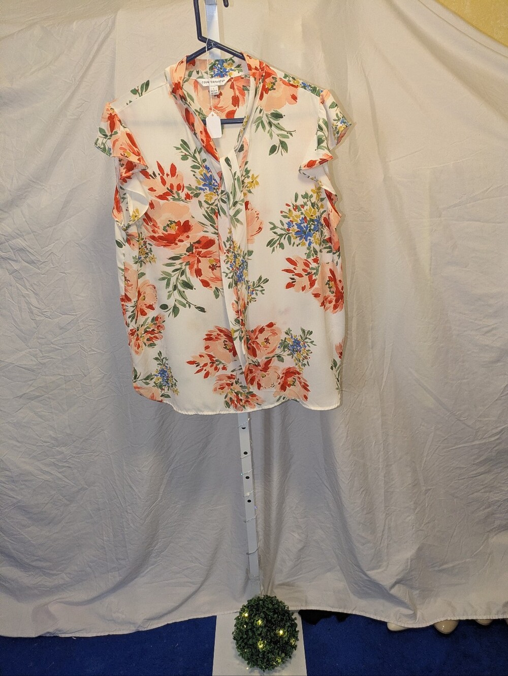 Counterparts Vibrant Floral Crepe Tie-Front Top Flutter Cap Sleeve Large